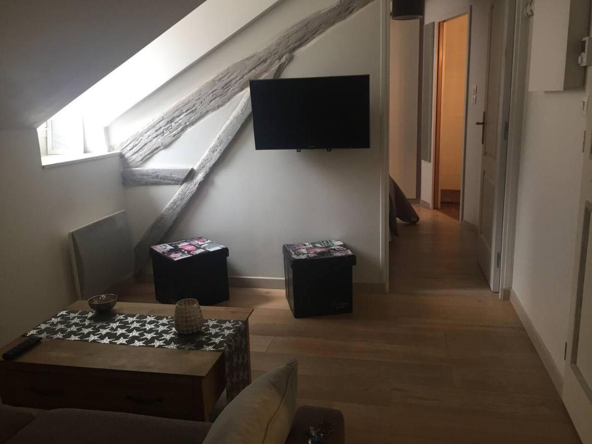 Appartement Cosy Entre Bosquet Et Beaumont โป ภายนอก รูปภาพ